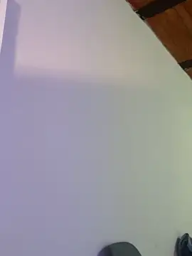 Snapshot of LiaCollings chatting on September 17, 2025, 11:45 am LiaCollings online show from September 17, 2025, 11:45 am