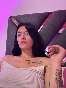 Snapshot of LiaCollings chatting on November 20, 2025, 11:55 am LiaCollings online show from November 20, 2025, 11:55 am