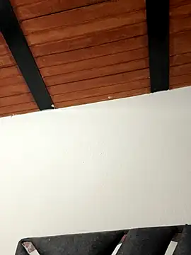 Snapshot of LiaCollings chatting on November 19, 2025, 12:16 pm LiaCollings online show from November 19, 2025, 12:16 pm