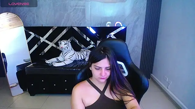 Snapshot of emily_cooper_t chatting on September 11, 2025, 2:55 am emily cooper t online show from September 11, 2025, 2:55 am