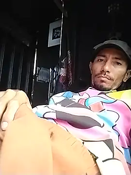 Snapshot of Danielcora chatting on June 20, 2026, 6:57 pm Danielcora online show from June 20, 2026, 6:57 pm
