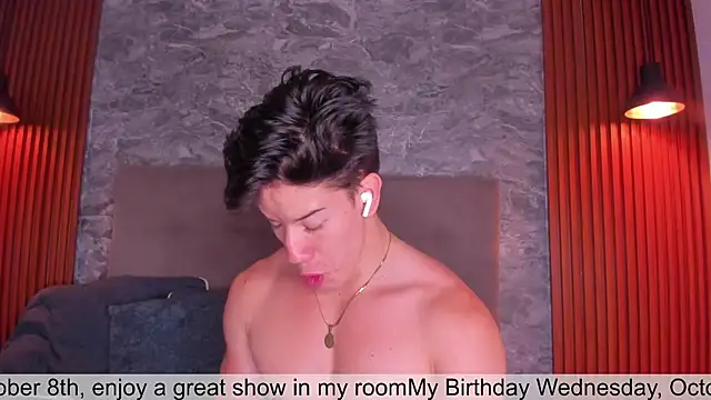 Snapshot of MaxCooper1 chatting on October 7, 2025, 8:54 pm MaxCooper1 online show from October 7, 2025, 8:54 pm