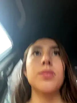 Snapshot of SweetMaddiee_ chatting on October 11, 2025, 9:49 pm SweetMaddiee  online show from October 11, 2025, 9:49 pm