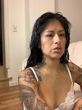 mrskarmaa online show from October 24, 2025, 3:27 am