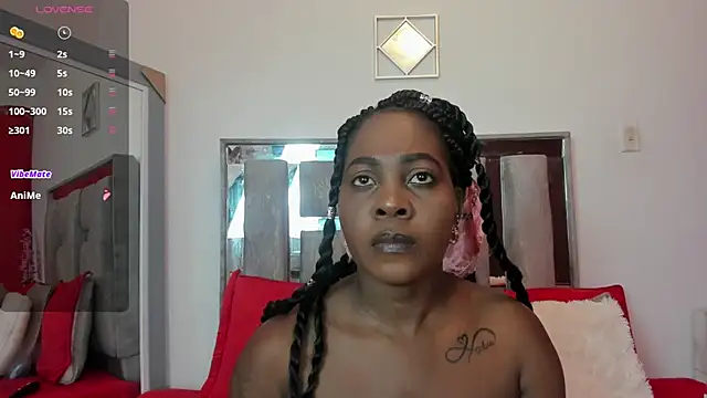 Snapshot of Emilly_roaa chatting on March 4, 2026, 12:02 pm Emilly roaa online show from March 4, 2026, 12:02 pm