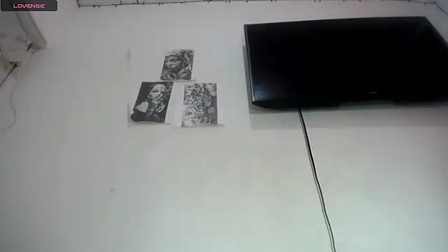 Snapshot of Foxy_Lovex chatting on November 14, 2025, 8:34 pm Foxy Lovex online show from November 14, 2025, 8:34 pm