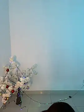Snapshot of luxurykatty chatting on July 4, 2026, 10:14 pm luxurykatty online show from July 4, 2026, 10:14 pm