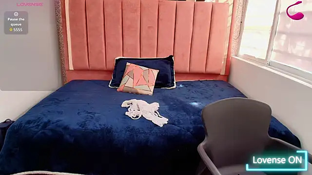 Barbara fox   online show from April 18, 2026, 12:29 pm