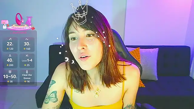 Yulienneg online show from February 15, 2026, 12:11 am