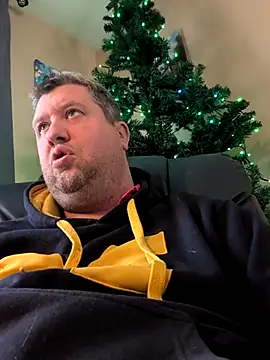 Snapshot of Single_White_Male chatting on November 30, 2025, 4:08 pm Single White Male online show from November 30, 2025, 4:08 pm