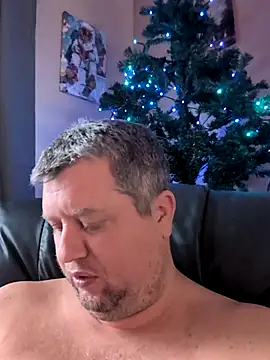 Snapshot of Single_White_Male chatting on November 29, 2025, 4:07 pm Single White Male online show from November 29, 2025, 4:07 pm