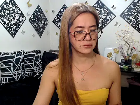 TheMISTRESSx69 online show from June 3, 2026, 2:33 pm