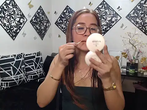 TheMISTRESSx69 online show from May 19, 2026, 1:56 am