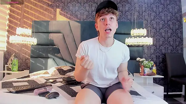 TaylerWhite online show from December 16, 2025, 12:09 pm