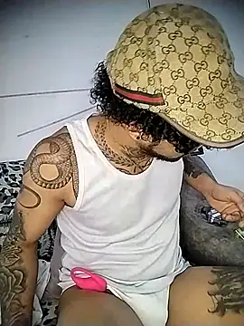 Snapshot of marko_blaze chatting on October 12, 2025, 12:34 am marko blaze online show from October 12, 2025, 12:34 am