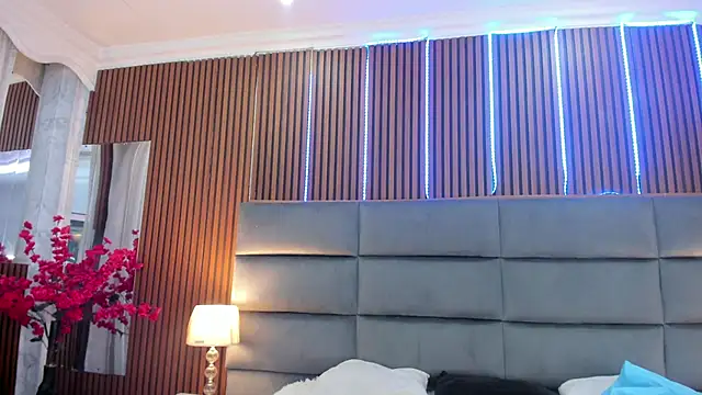 Snapshot of Sophie_Calloway chatting on September 30, 2025, 12:55 pm Sophie Calloway online show from September 30, 2025, 12:55 pm