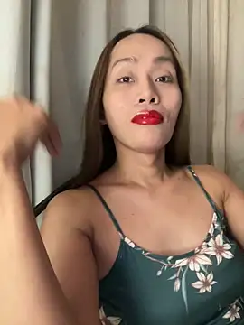 RomanticPearlTS online show from March 17, 2026, 2:03 am