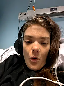 Junani2231 online show from November 24, 2025, 11:54 am