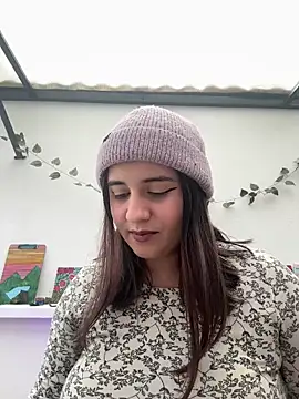 Lana Herondale online show from June 15, 2026, 4:17 pm