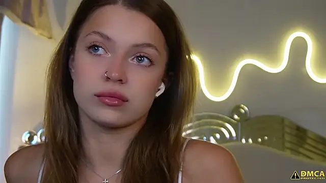 kellypeachcake online show from March 5, 2026, 5:26 am