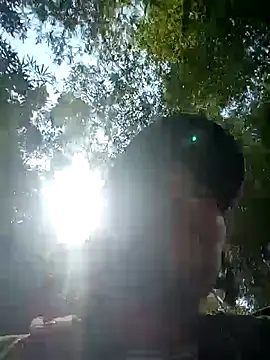 Snapshot of PhamPhung chatting on October 28, 2025, 3:29 am PhamPhung online show from October 28, 2025, 3:29 am