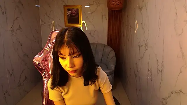 Snapshot of verana_s chatting on October 30, 2025, 11:12 pm verana s online show from October 30, 2025, 11:12 pm