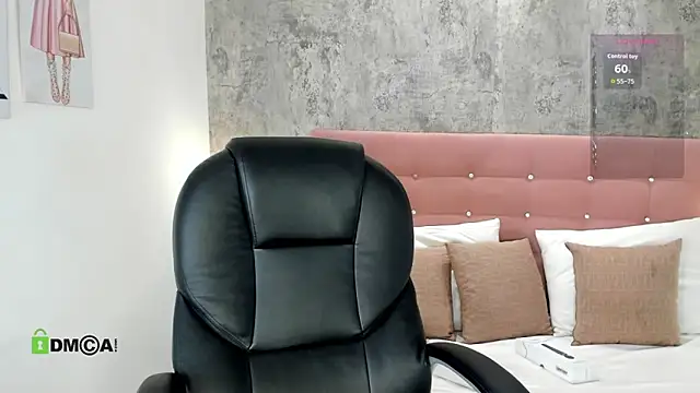 Snapshot of brithanycollins chatting on September 29, 2025, 12:33 pm brithanycollins online show from September 29, 2025, 12:33 pm