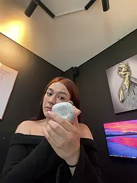 Dali collin online show from April 15, 2026, 3:12 am