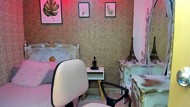 Dali collin online show from September 22, 2025, 12:55 pm