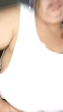 Snapshot of luzdanna chatting on November 7, 2025, 7:02 am luzdanna online show from November 7, 2025, 7:02 am