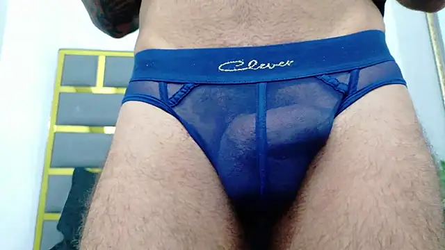 Snapshot of yorbymaxx chatting on November 29, 2025, 2:17 pm yorbymaxx online show from November 29, 2025, 2:17 pm