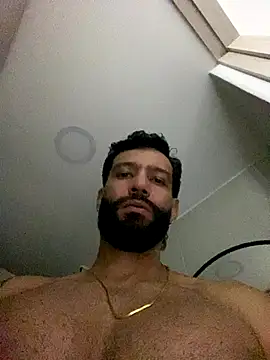 Snapshot of yorbymaxx chatting on October 11, 2025, 12:22 am yorbymaxx online show from October 11, 2025, 12:22 am