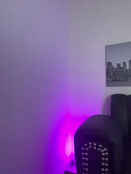 yasmin rahal online show from February 5, 2026, 6:48 pm