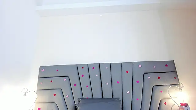 Snapshot of Maia_520 chatting on February 9, 2026, 5:55 pm Maia 520 online show from February 9, 2026, 5:55 pm