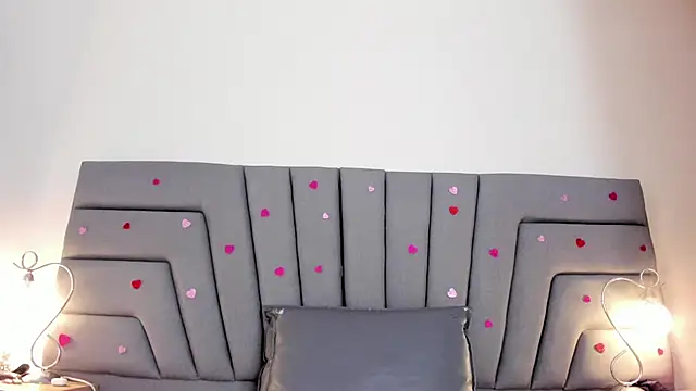 Snapshot of Maia_520 chatting on March 4, 2026, 5:10 pm Maia 520 online show from March 4, 2026, 5:10 pm