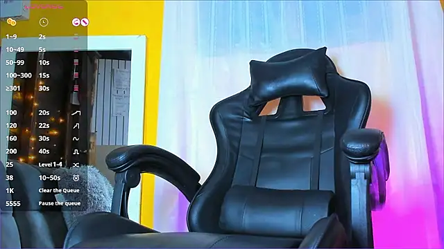 Alex bigcock11  online show from January 13, 2026, 10:19 am