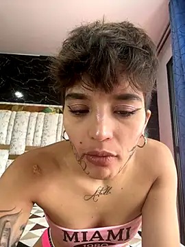 Snapshot of DayanaDG chatting on November 30, 2025, 8:42 pm DayanaDG online show from November 30, 2025, 8:42 pm