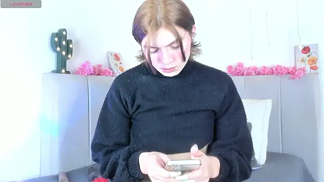 Tommy Lovee online show from September 15, 2025, 2:28 pm