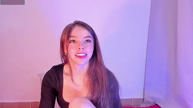 Miia-Rose online show from December 21, 2025, 7:15 pm