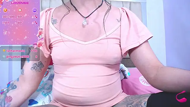 Snapshot of DollCoquette27 chatting on May 30, 2026, 4:01 pm DollCoquette27 online show from May 30, 2026, 4:01 pm