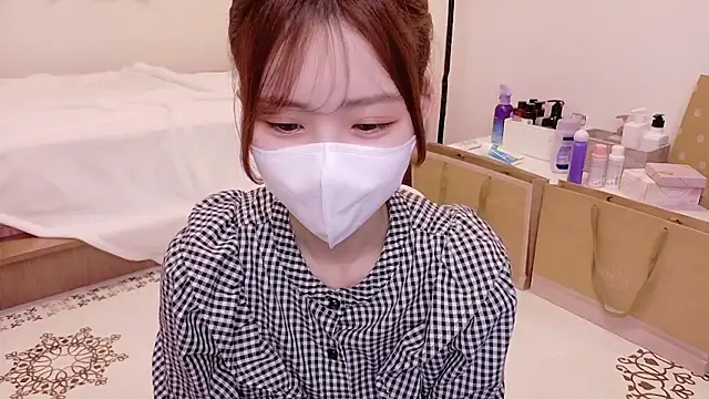 Ema o0 chan online show from September 14, 2025, 11:43 am