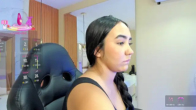 Snapshot of julieta_rosee chatting on October 27, 2025, 10:11 pm julieta rosee online show from October 27, 2025, 10:11 pm