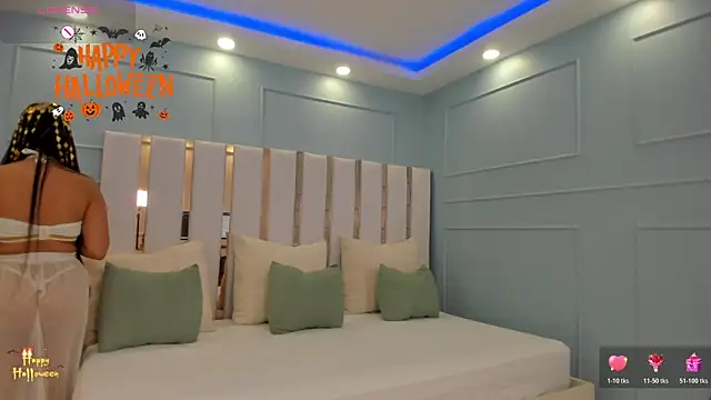 Snapshot of julieta_rosee chatting on October 31, 2025, 10:16 pm julieta rosee online show from October 31, 2025, 10:16 pm