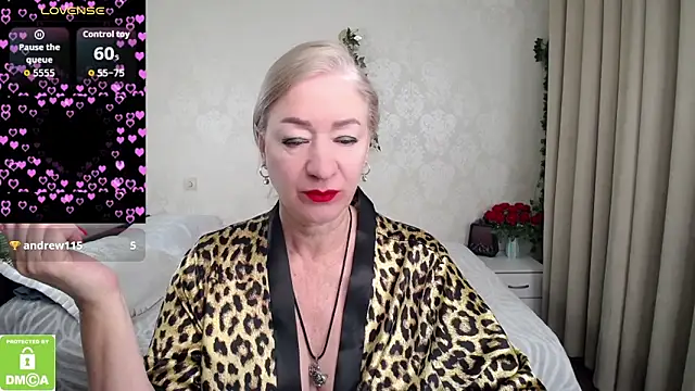 hunters woman online show from February 17, 2026, 5:16 am