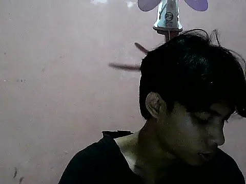 Snapshot of Kyoshi_19 chatting on November 7, 2025, 9:25 am Kyoshi 19 online show from November 7, 2025, 9:25 am