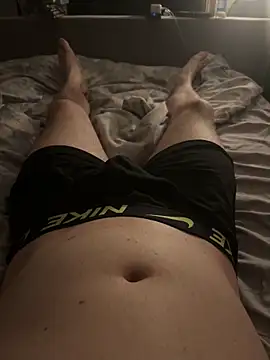 naughtycoupl98 online show from March 16, 2026, 12:18 am