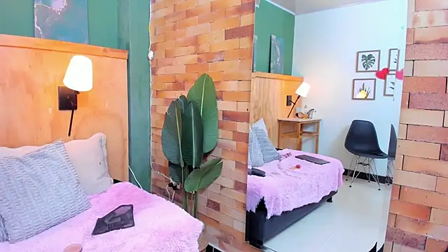 milavega  online show from February 21, 2026, 12:07 pm