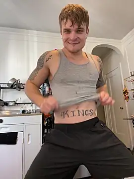 Snapshot of King_Kev_ chatting on October 21, 2025, 5:34 pm King Kev online show from October 21, 2025, 5:34 pm