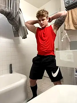 Snapshot of King_Kev_ chatting on October 29, 2025, 4:39 pm King Kev online show from October 29, 2025, 4:39 pm