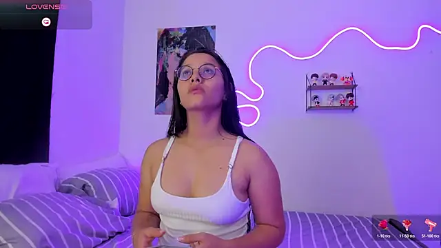 Snapshot of Dilan_and_Mia chatting on November 16, 2025, 8:24 pm Dilan and Mia online show from November 16, 2025, 8:24 pm